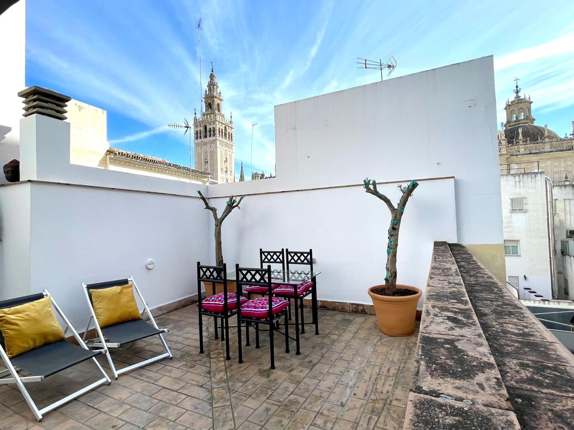 Вилла Eva Recommends Giralda Севилья Экстерьер фото